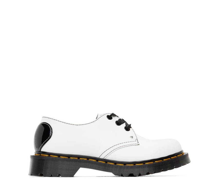 Туфли Dr. Martens 1461 Hearts White Smooth 26682100